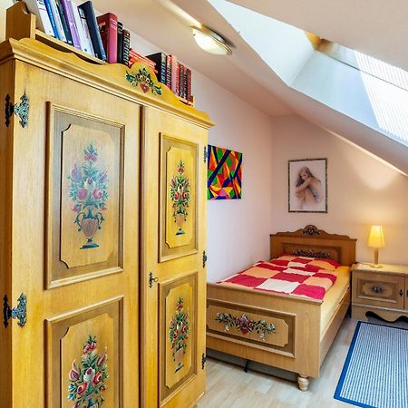 Haus Guenter Und Valeria Apartment Gossersweiler-Stein Luaran gambar