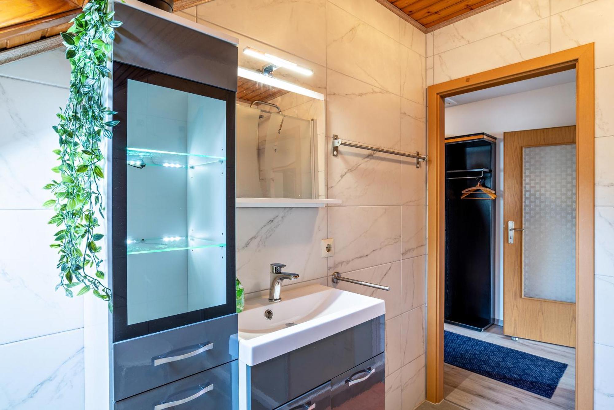 Haus Guenter Und Valeria Apartment Gossersweiler-Stein Luaran gambar