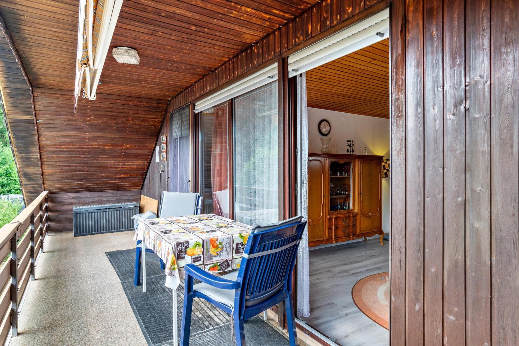Haus Guenter Und Valeria Apartment Gossersweiler-Stein Luaran gambar